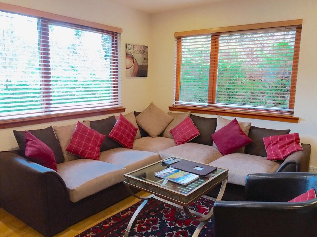 Loch Ness Highland Cottages With Partial Loch View Invermoriston Exterior foto